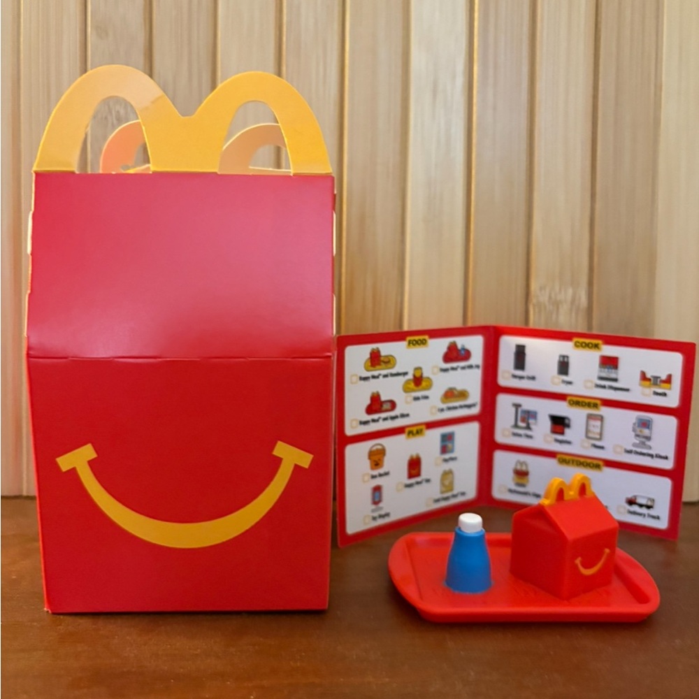 McDonald's BUNDLE! Happy Meal Toys: 2 Changeable, Lil McD & Minecraft.
